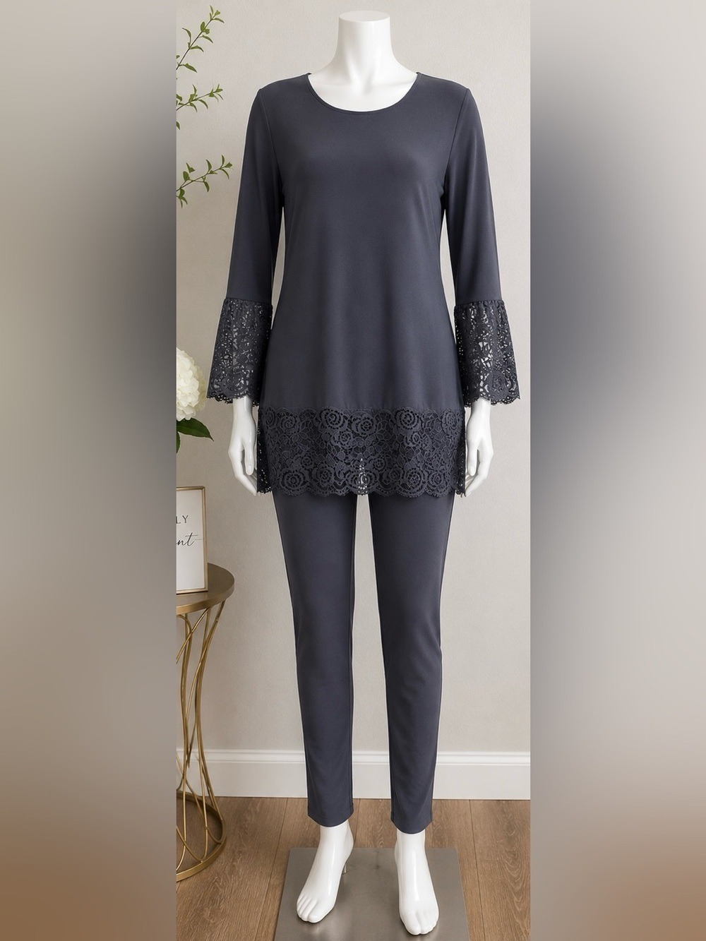 Slinky Brand Black Lace Trim 2 Piece Pantsuit Set Dressy Stretch Tunic & Pants